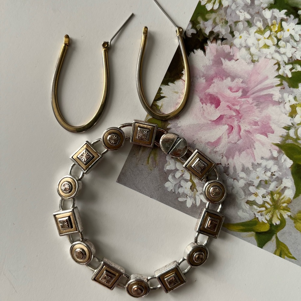 🛍5 for‎ $25 Sales Bracelet and earrings set